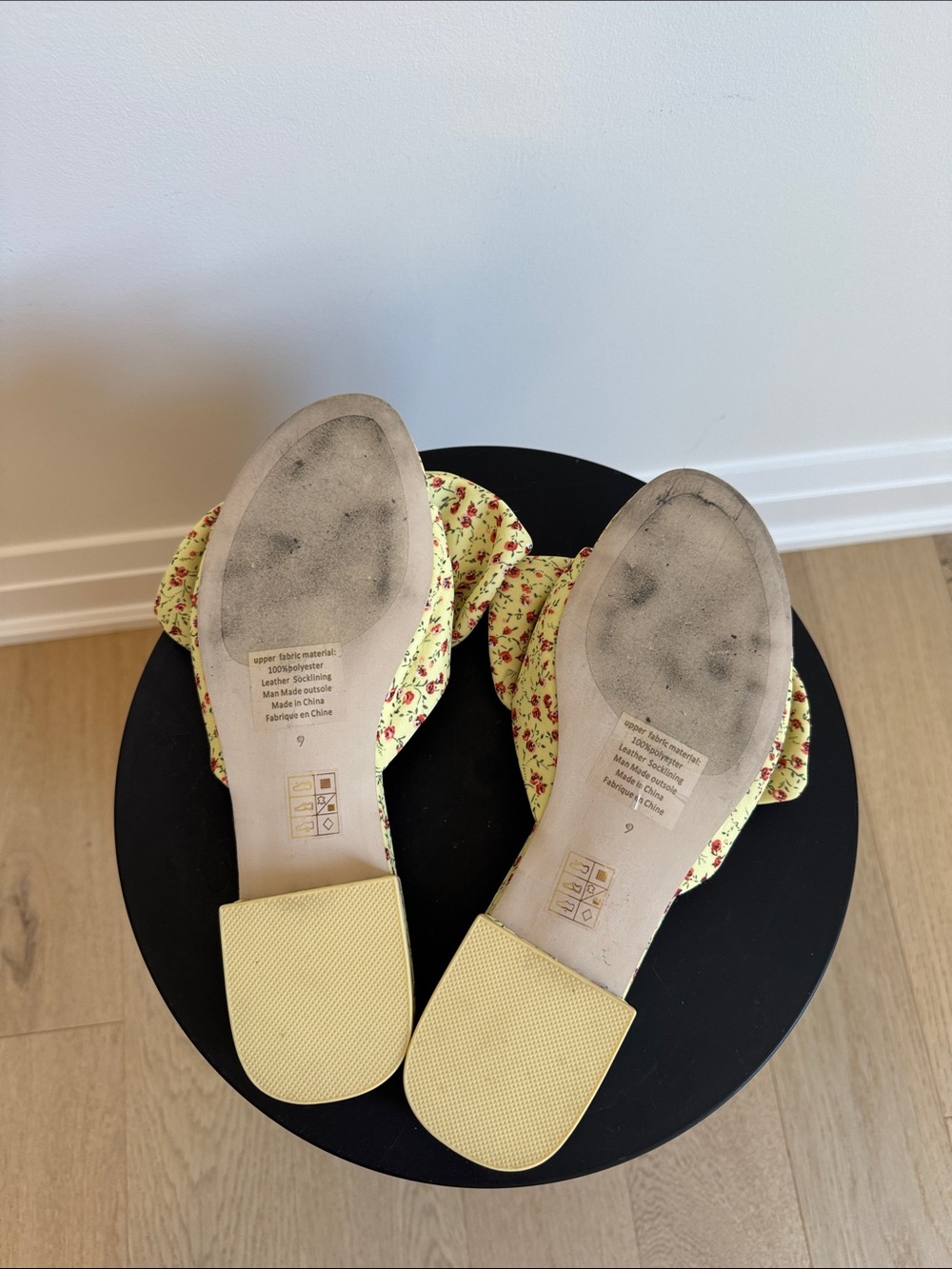 Jeffrey Campbell Yellow Floral Bow Slide Sandals - Picture 3 of 4